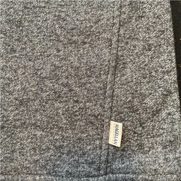 Magellan Outdoors Sweater Men Size XXL Gray Pullover 1/4 Zip Moisture Wicking - Picture 6 of 9